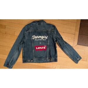 RARE Levi’s Premium x Farmgirl Flowers Original Trucker Jacket Womens M NWT NEW